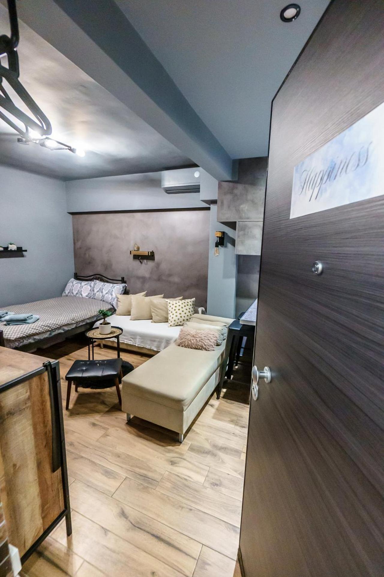 Happiness Studio With Terrace. Thessaloniki Exterior photo
